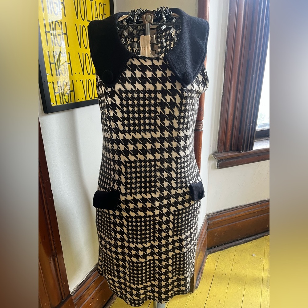 Vintage Mod 60s Black and White Houndstooth Dress